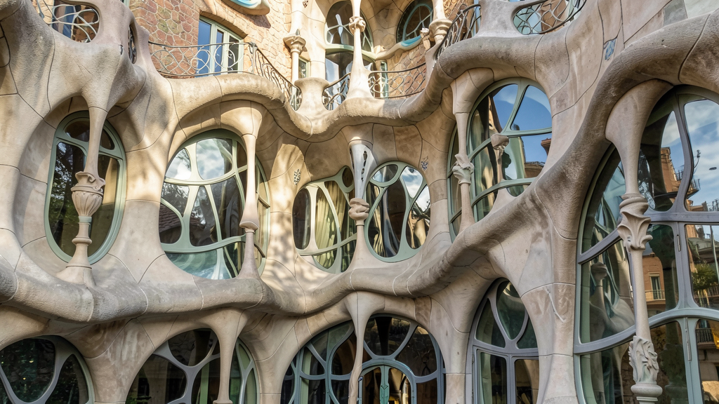 Gaudí organic architectural details in Casa Batlló